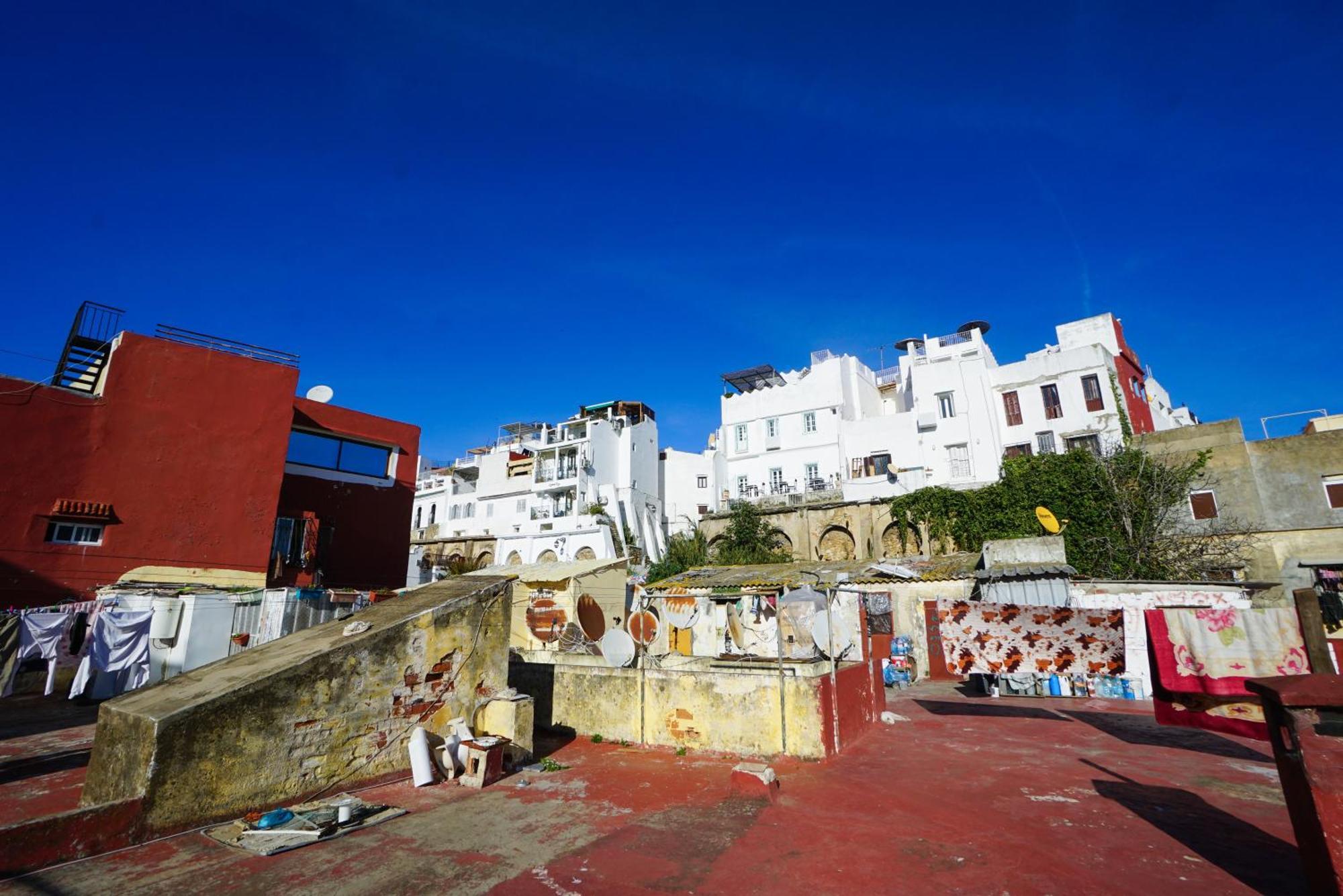 Dar Amr Apartment Tangier Bagian luar foto